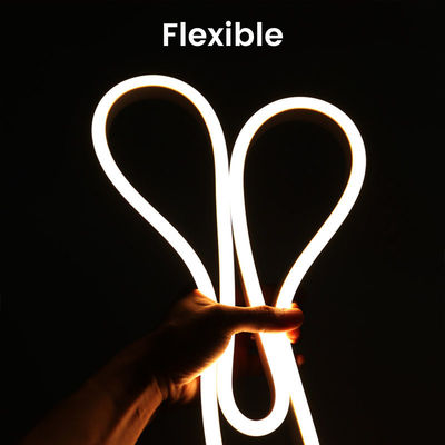 LED bianco caldo con copertura in silicone Neon Flex 24V DC wireless 8x16mm 120LED/m IP65 impermeabile