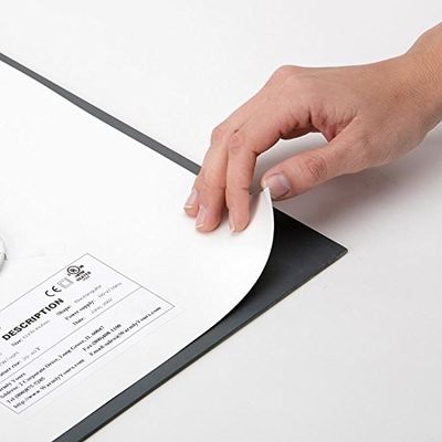 Forma quadrata Illuminato Film Antifoggio Per Specchio In Bagno 300mm*500mm 220-240V/50-60HZ