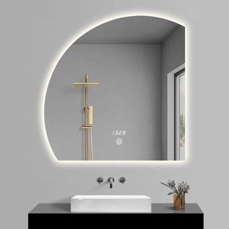 Striscia a LED Luce tricromatica personalizzata Specchio intelligente Un must per i bagni moderni